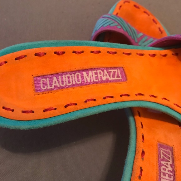 Suede slides gentle wear, no real damage. - Picture 7 of 10